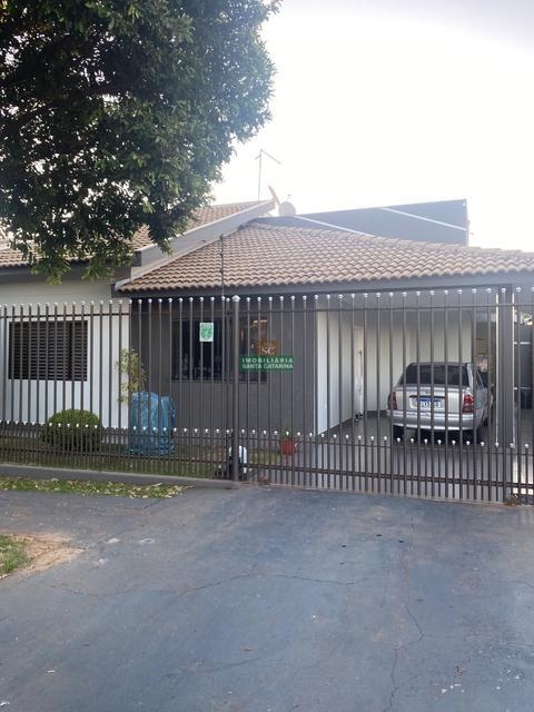 Casa à venda em Maringá, Jardim Paulista III, com 3 quartos, com 150 m²