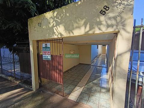 Casa para alugar em Maringá, Vila Morangueira, com 2 quartos, com 70 m²