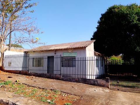 Casa à venda em Maringá, Conjunto João de Barro Itaparica, com 2 quartos, com 55 m²