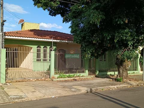Casa para alugar em Maringá, Parque Residencial Cidade Nova, com 5 quartos, com 256 m²