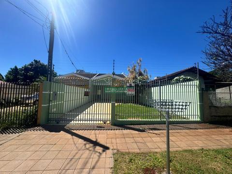 ALUGA | CASA NA ZONA 07 – MARINGÁ/PR | PRÓXIMA AO PARQUE ALFREDO NYFFELER